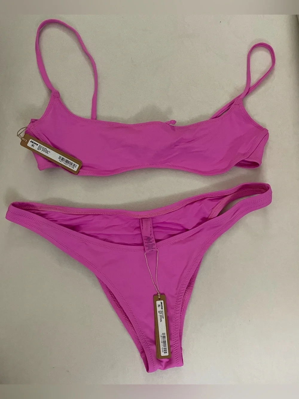 Skims SET NWT Neon Orchid Pink Bikini Swim Set 2-pc set top & Bottom Size L